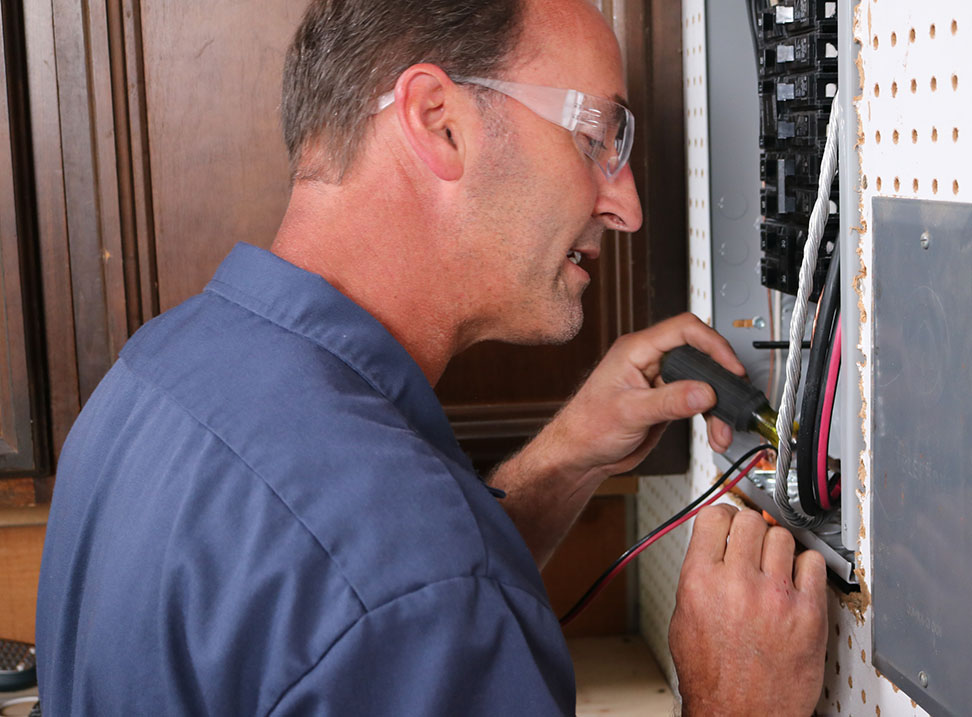 State Electrical Inspecting Electrical Connections