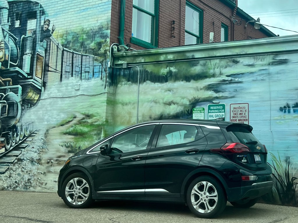 black chevy EV